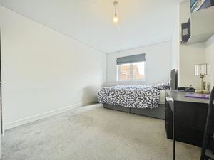 Jefferson Way- click for photo gallery